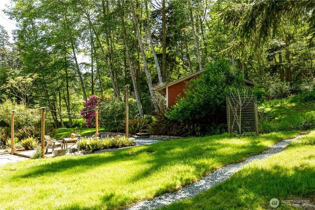 24689 SR 525, Greenbank, WA 98253