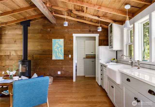 24689 SR 525, Greenbank, WA 98253