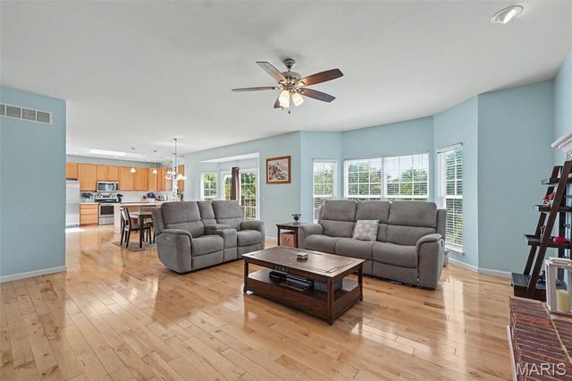 64 Spring Trail Court, St Charles, MO 63303