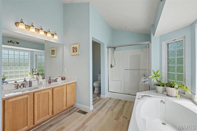 64 Spring Trail Court, St Charles, MO 63303