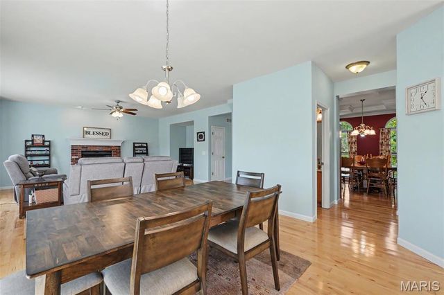 64 Spring Trail Court, St Charles, MO 63303