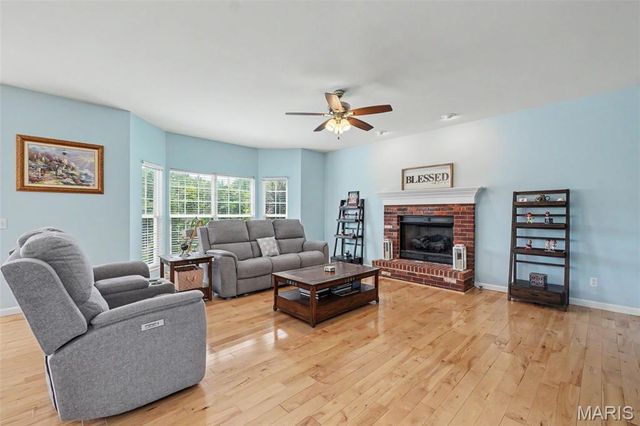 64 Spring Trail Court, St Charles, MO 63303