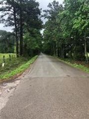 669 Cr 301n N, Dayton, TX 77535