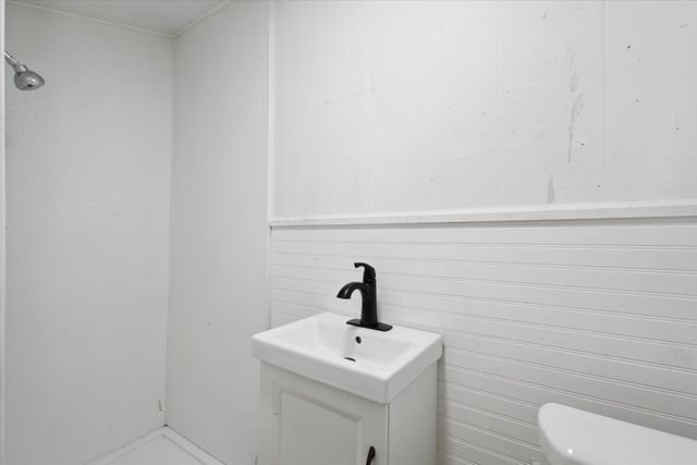 120 E Montcalm Street, Greenville City, MI 48838