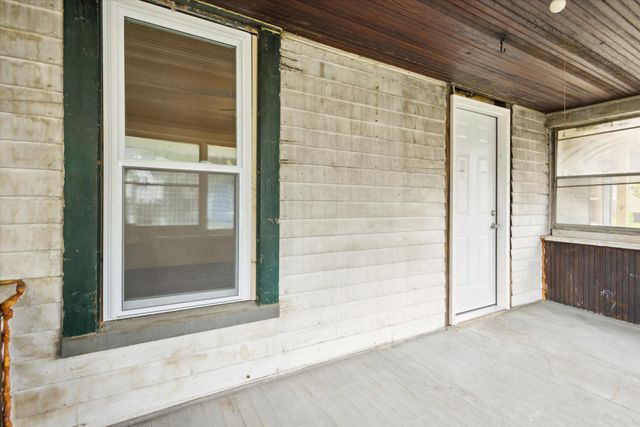 120 E Montcalm Street, Greenville City, MI 48838