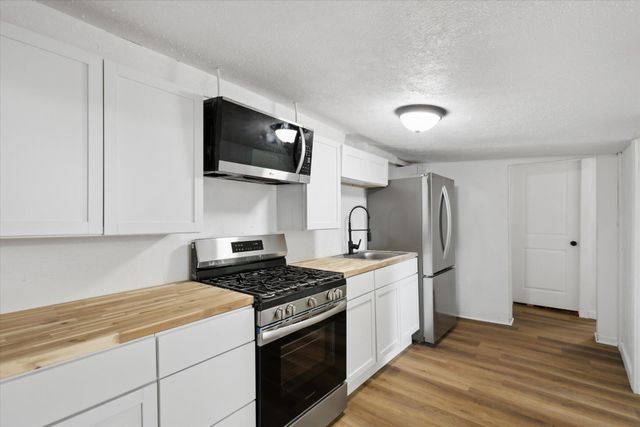 120 E Montcalm Street, Greenville City, MI 48838