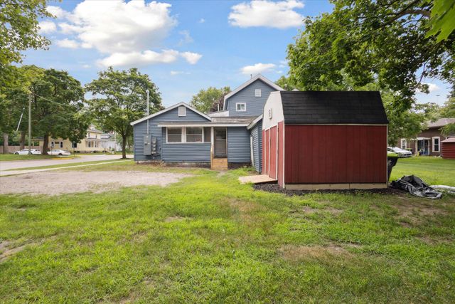 120 E Montcalm Street, Greenville City, MI 48838