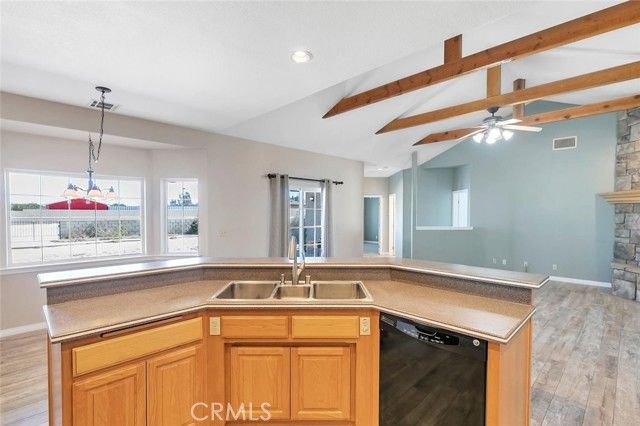 40028 25th, Palmdale, CA 93551