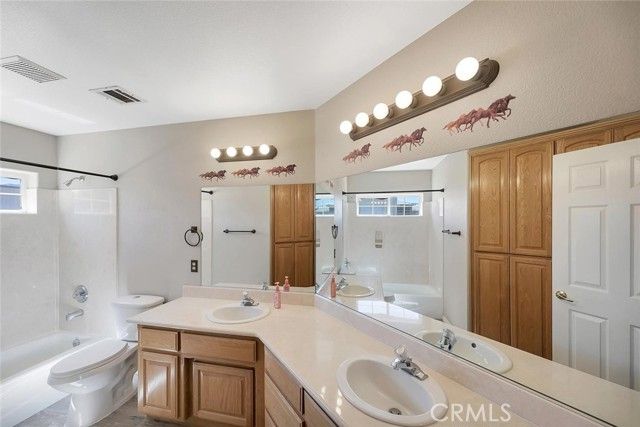 40028 25th, Palmdale, CA 93551