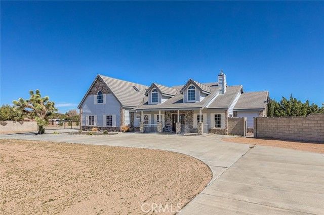 40028 25th, Palmdale, CA 93551