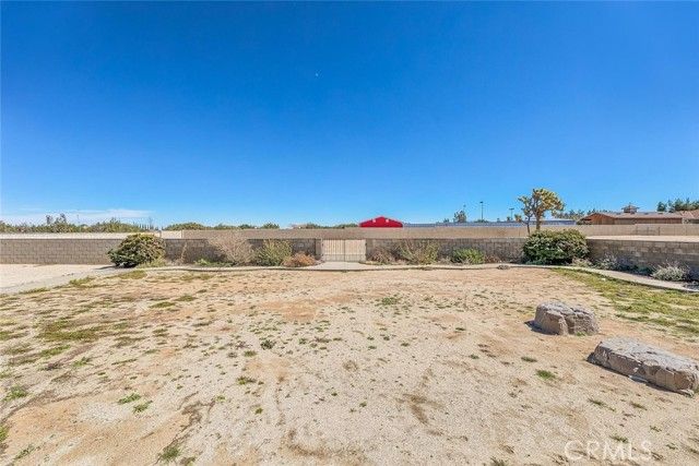 40028 25th, Palmdale, CA 93551