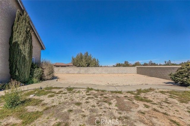 40028 25th, Palmdale, CA 93551