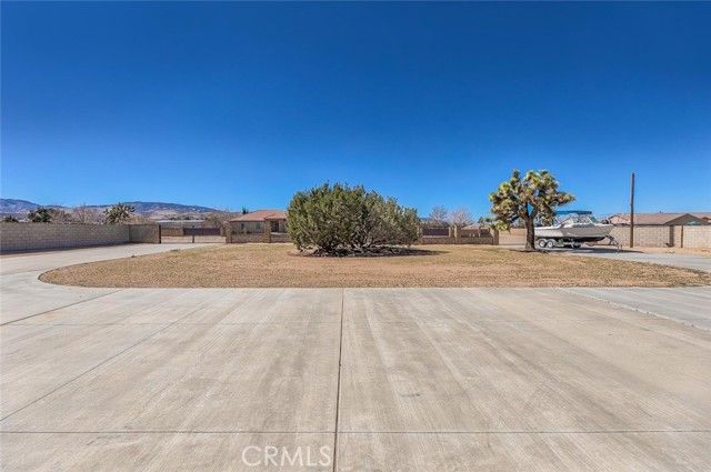 40028 25th, Palmdale, CA 93551