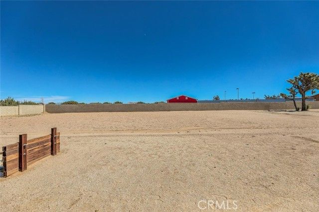 40028 25th, Palmdale, CA 93551