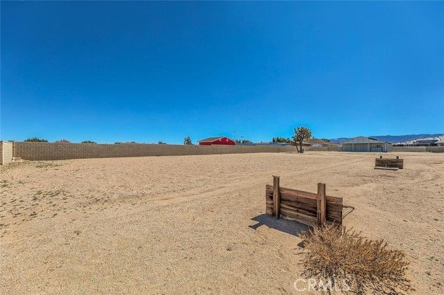 40028 25th, Palmdale, CA 93551