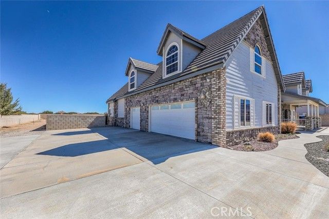 40028 25th, Palmdale, CA 93551