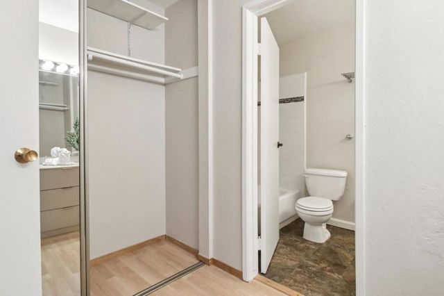 1458 Hudson Street 207, Redwood City, CA 94061