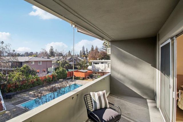 1458 Hudson Street 207, Redwood City, CA 94061