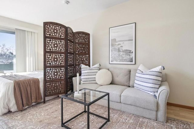 1458 Hudson Street 207, Redwood City, CA 94061