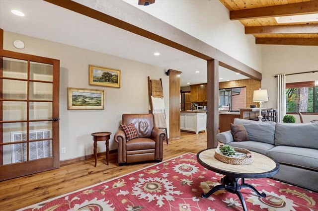 11790 Kathryn Ln, Nevada City, CA 95959