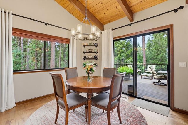 11790 Kathryn Ln, Nevada City, CA 95959