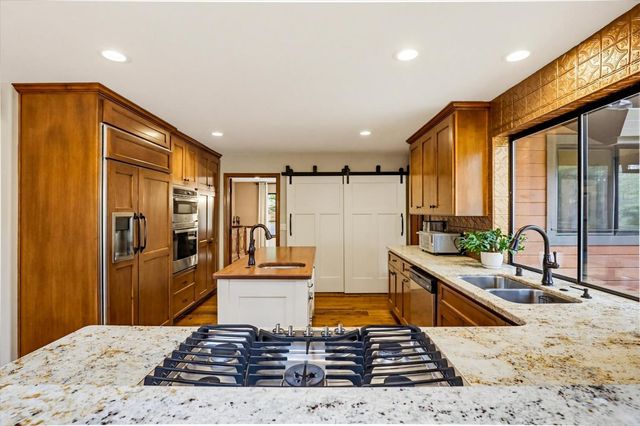 11790 Kathryn Ln, Nevada City, CA 95959