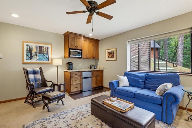 11790 Kathryn Ln, Nevada City, CA 95959