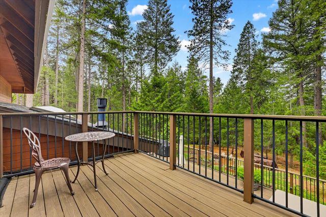 11790 Kathryn Ln, Nevada City, CA 95959