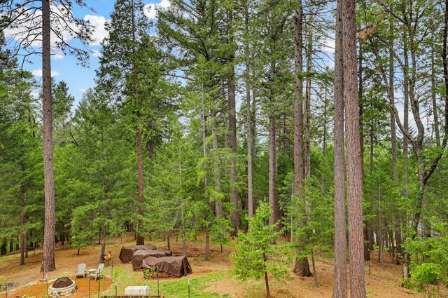 11790 Kathryn Ln, Nevada City, CA 95959