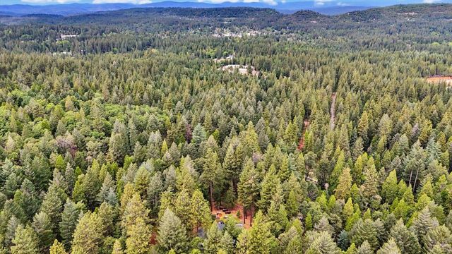 11790 Kathryn Ln, Nevada City, CA 95959