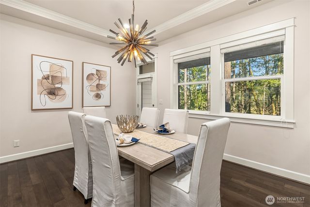 404 6th Lane NE, Issaquah, WA 98029