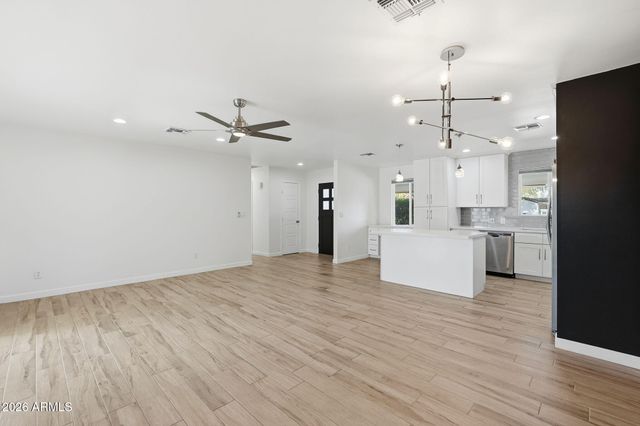 4720 N 14TH Avenue, Phoenix, AZ 85013