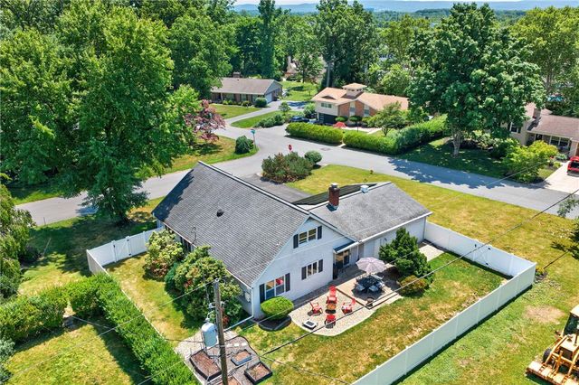 1319 Warba Drive, Upper Macungie Twp, PA 18104
