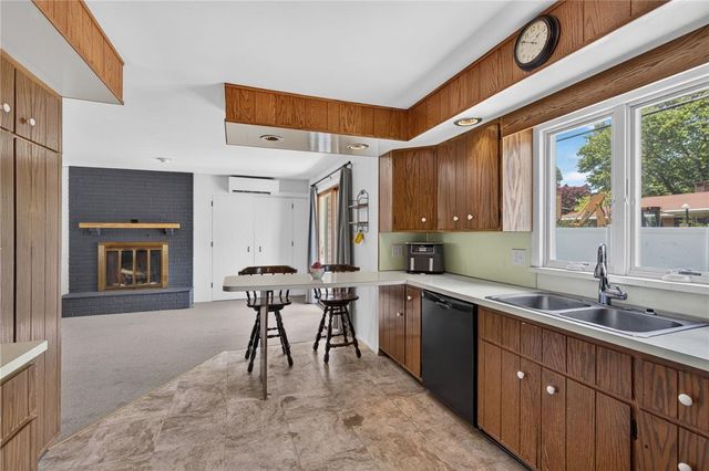 1319 Warba Drive, Upper Macungie Twp, PA 18104