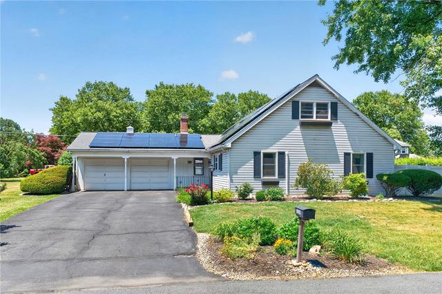 1319 Warba Drive, Upper Macungie Twp, PA 18104