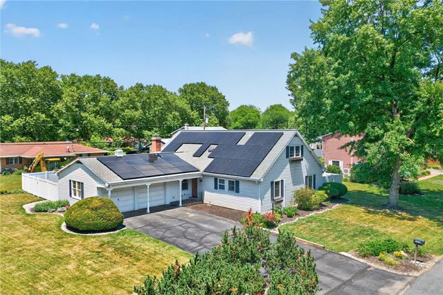 1319 Warba Drive, Upper Macungie Twp, PA 18104
