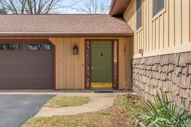 1091 Josiane Drive, Oshtemo Twp, MI 49009