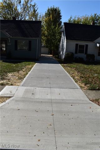 25700 Briardale Avenue, Euclid, OH 44132