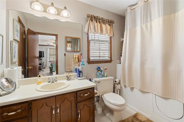 112 W Allison Circle, Carrollton, GA 30116
