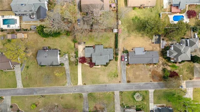 112 W Allison Circle, Carrollton, GA 30116