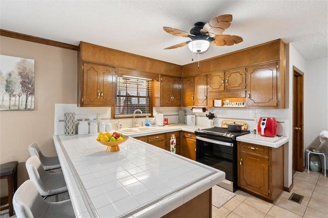 112 W Allison Circle, Carrollton, GA 30116