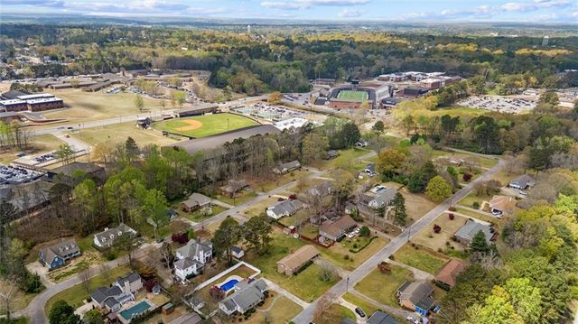 112 W Allison Circle, Carrollton, GA 30116