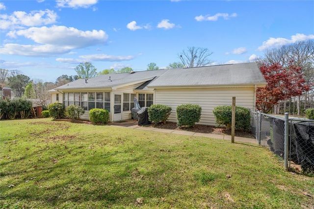 112 W Allison Circle, Carrollton, GA 30116