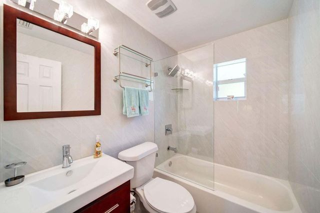 1201 NE 2nd Avenue, Delray Beach, FL 33444