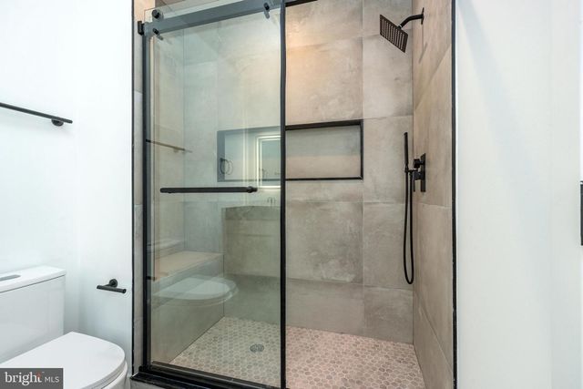 1651 6TH ST N, Philadelphia, PA 19122