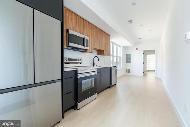 1651 6TH ST N, Philadelphia, PA 19122