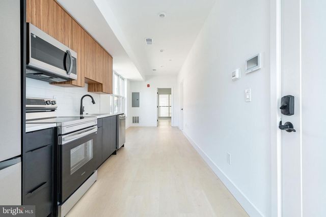 1651 6TH ST N, Philadelphia, PA 19122