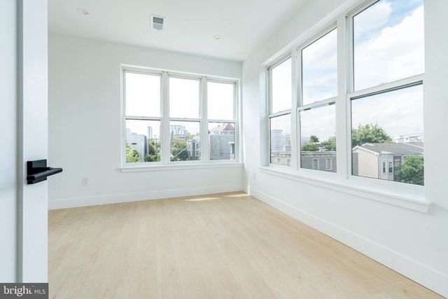 1651 6TH ST N, Philadelphia, PA 19122