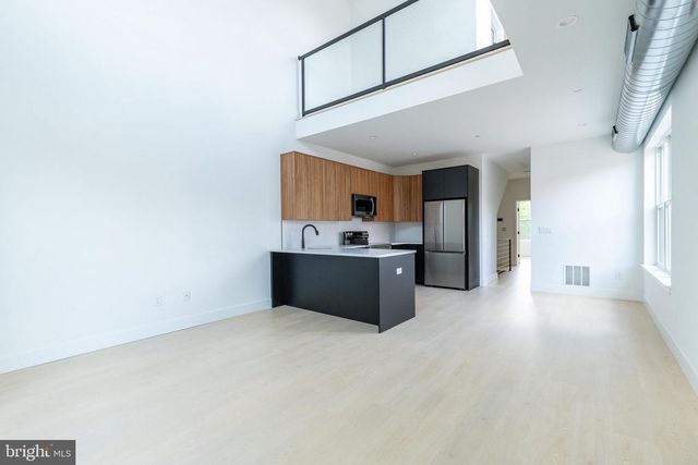 1651 6TH ST N, Philadelphia, PA 19122