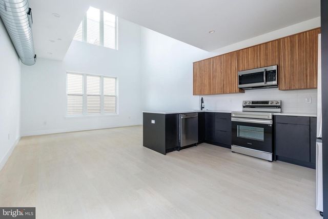 1651 6TH ST N, Philadelphia, PA 19122